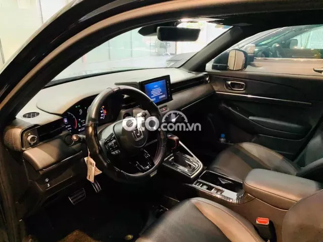 Honda HRV RS 2024 - 19000km Siêu Đẹp Hãng Bán