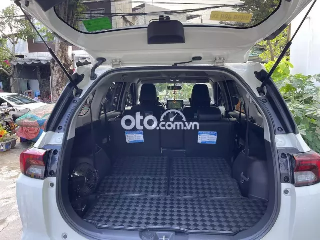 Toyota Avanza Premio 2024 MT - 20000 km