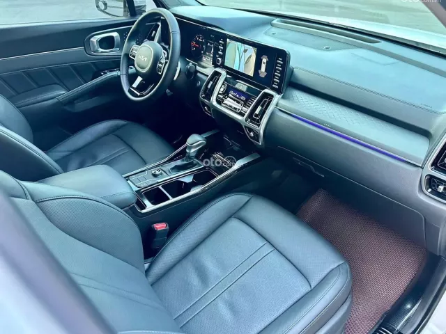 Kia Sorento 2024 số tự động tại Hà Nội