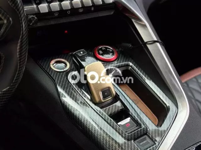 Peugeot 5008 2018 1.6L Turbo - 84000 km