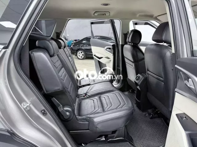 KIA CARENS sx2023 1.5G IVT - 15139 km