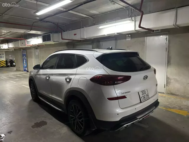Hyundai Tucson 2019 số tự động