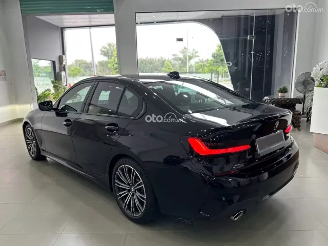 LƯỚT NHƯ MỚI