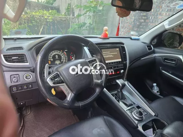 18 1070 2021 4x4 AT Premium - 12 km