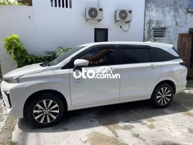 Toyota Avanza Premio 2024 MT - 20000 km