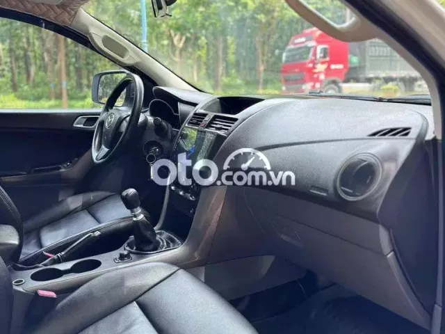 Mazda BT 50 2016 2.2L 4x4 MT - 115000 km