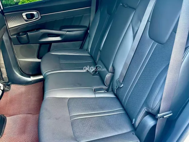 Kia Sorento 2024 số tự động tại Hà Nội