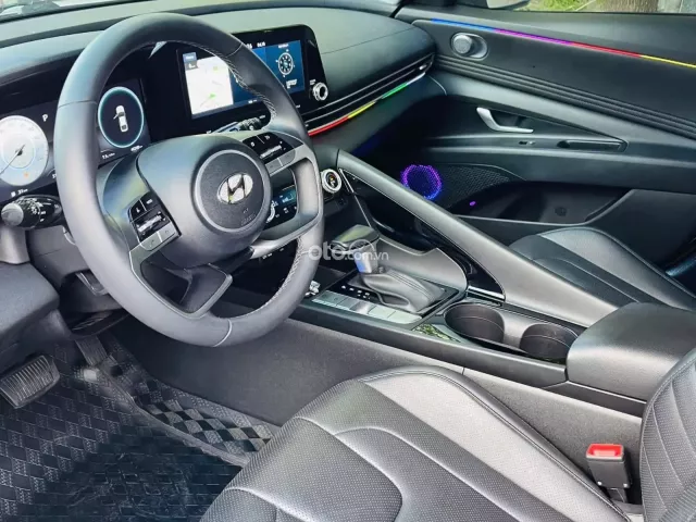 Hyundai Elantra bản đặc biệt