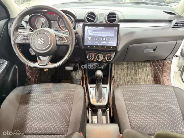 Swift 2022 hàng hiếm 8.000km - tặng miễn phí body kít