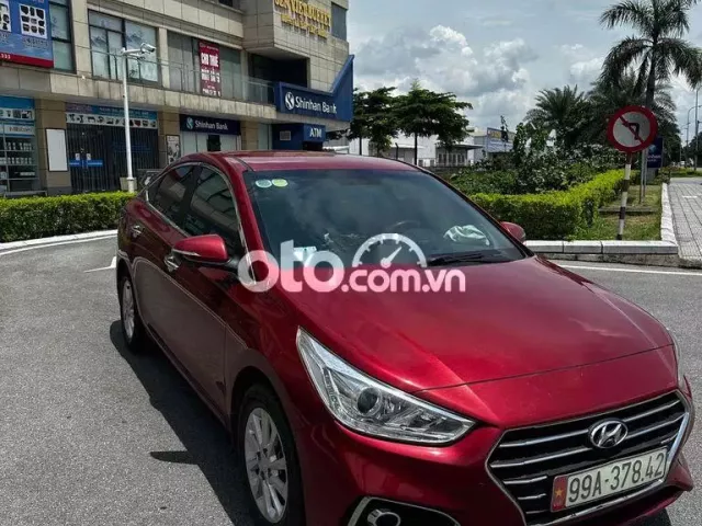 Hyundai Accent 2020 1.4MT - 900000 km