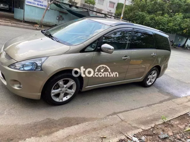 Mitsubishi Grandis 2009 2.4 Mivec - 120000 km