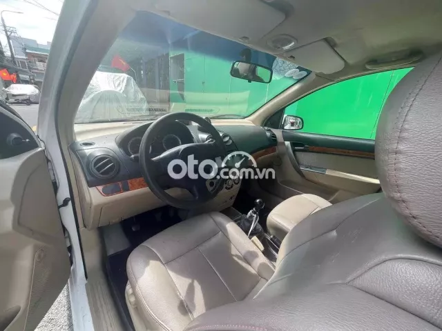 Daewoo Gentra 2011 SX 1.5 MT - 110000 km