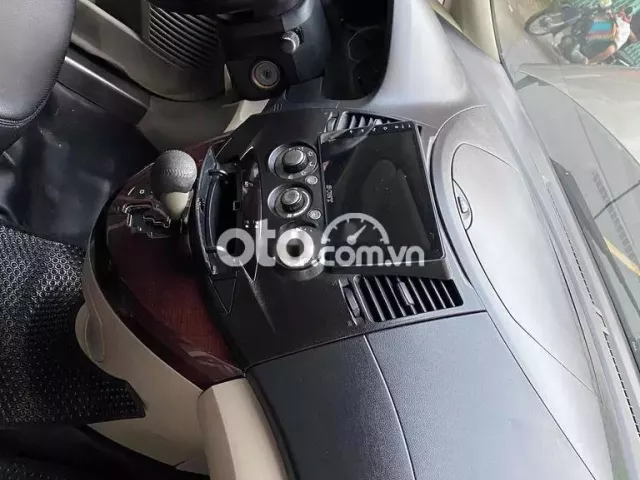 Mitsubishi Grandis 2009 2.4 Mivec - 120000 km