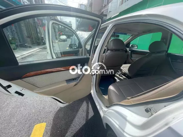 Daewoo Gentra 2011 SX 1.5 MT - 110000 km