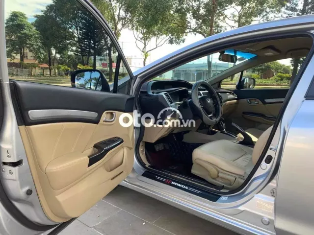 Honda Civic 2014 1.8 AT - 70000 km