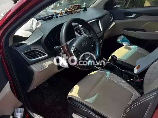 Hyundai Accent 2020 1.4MT - 900000 km