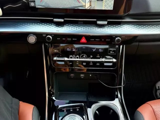 KiA Canival 2.2D Signature 2024