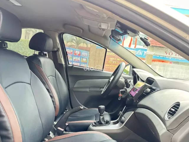 Chevrolet cruze 2011 gia đình sử dụng chuẩn đẹp không lỗi