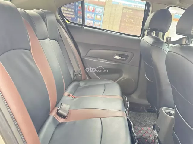 Chevrolet cruze 2011 gia đình sử dụng chuẩn đẹp không lỗi