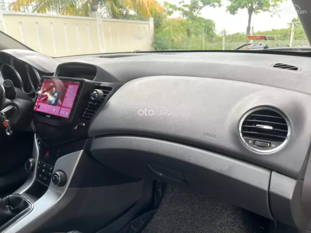 Chevrolet cruze 2011 gia đình sử dụng chuẩn đẹp không lỗi