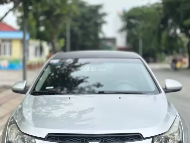 Chevrolet cruze 2011 gia đình sử dụng chuẩn đẹp không lỗi
