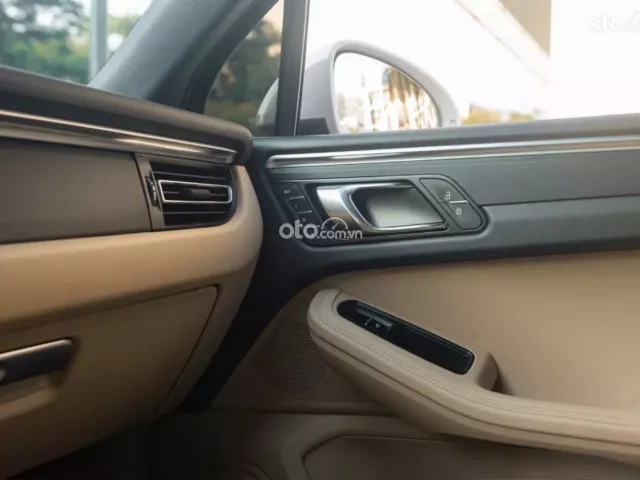 Xe sản xuất 2020 với giá cực hấp dẫn