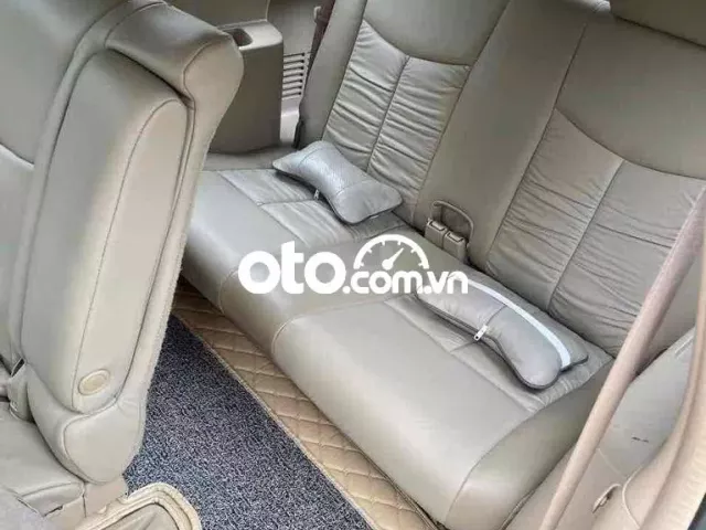 Nissan Grand livina 2010 1.8 AT Siu Đẹp