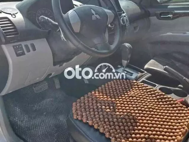 Mitsubishi Pajero Sport 2015