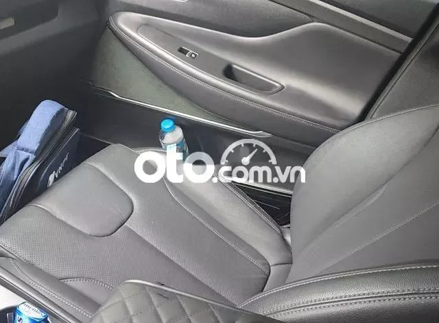 Hyundai Santa Fe 2019 2.2L AT 4WD - 68000 km