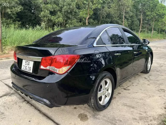 Chevrolet Cruze 2011 số sàn tại Bình Dương