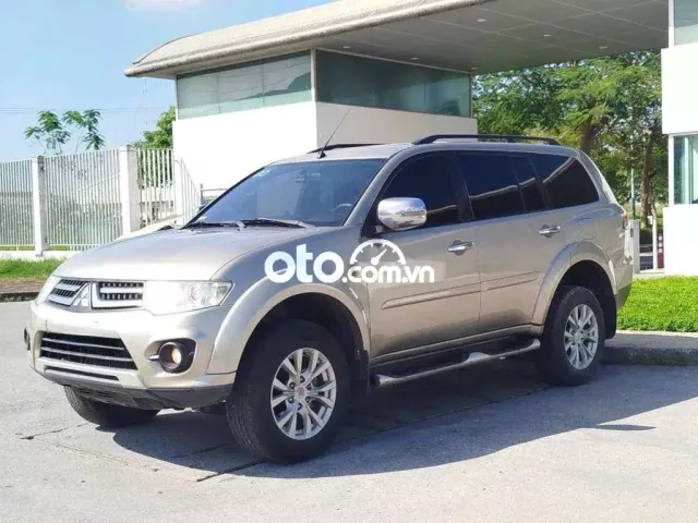 Mitsubishi Pajero Sport 2015