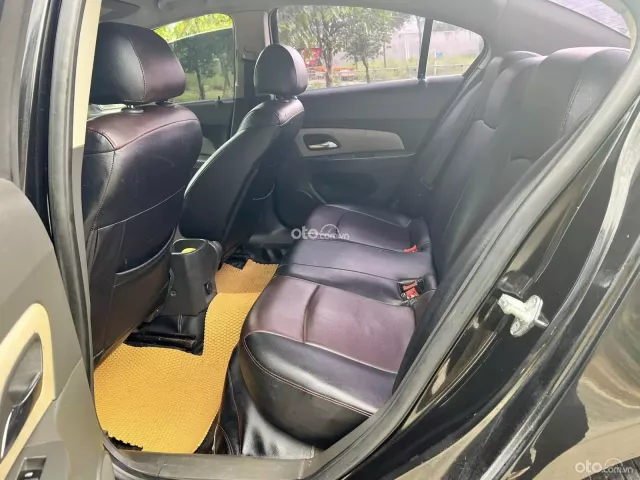 Chevrolet Cruze 2011 số sàn tại Bình Dương