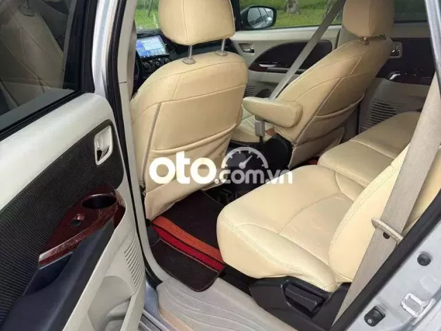 Mitsubishi Grandis 2008 2.4 AT