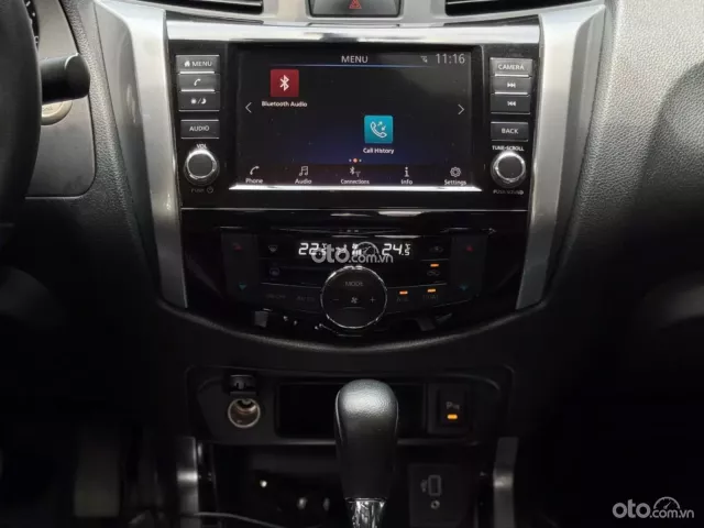 Bán xe bán tải đời 2021, màu xám Titan sang trọng