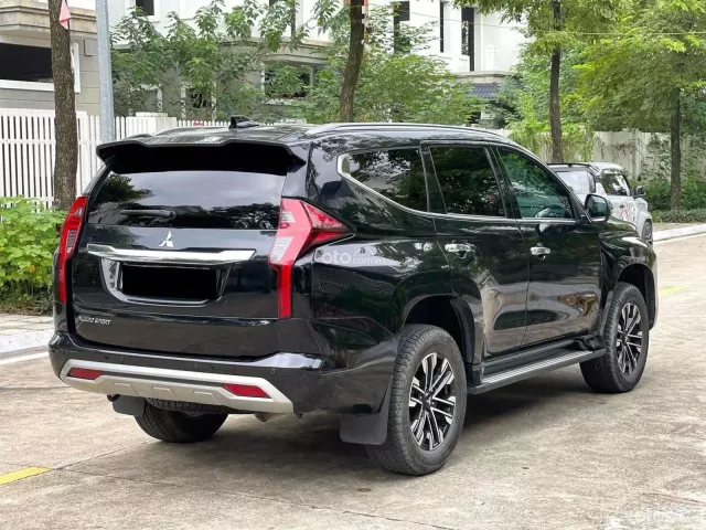 Mitsubishi Pajero Sport 2022 số tự động tại Hà Nội