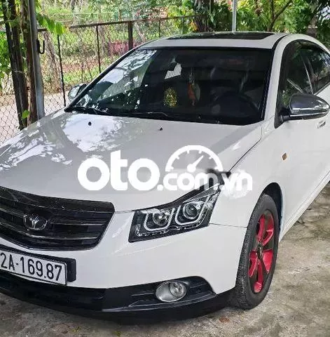 2009 CDX 1.6 AT - 1 km