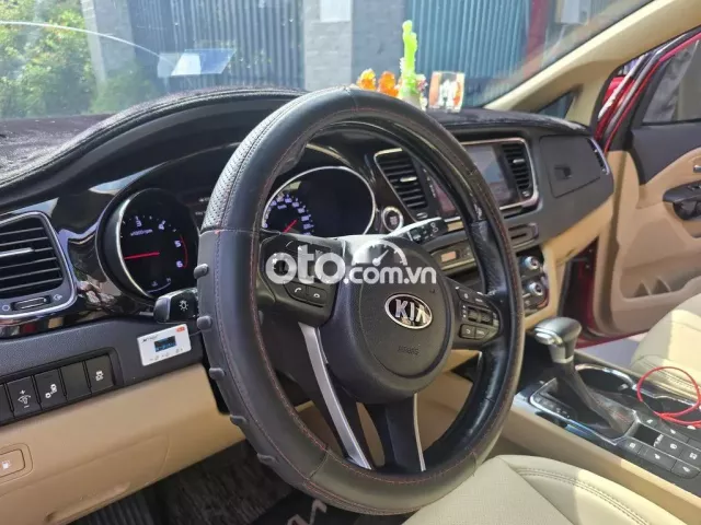 Kia Sedona 2021 2.2 DAT LUXURY - 63000 km