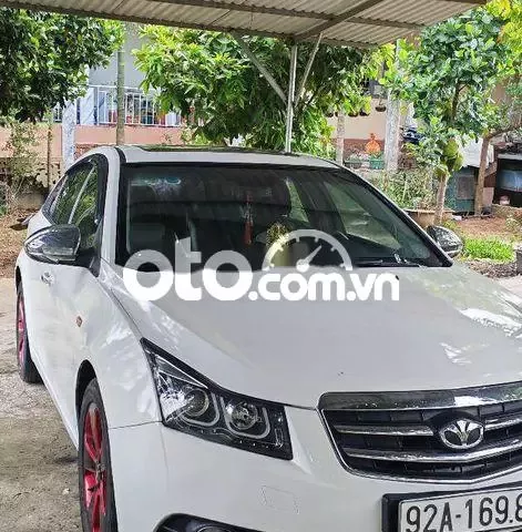 2009 CDX 1.6 AT - 1 km