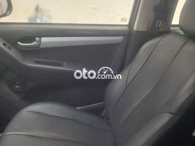 2016 LS 2.5 4x2 AT - 247000 km