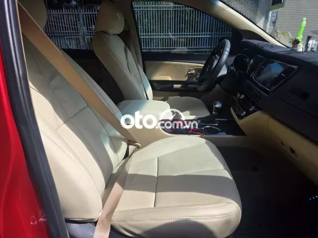 Kia Sedona 2021 2.2 DAT LUXURY - 63000 km