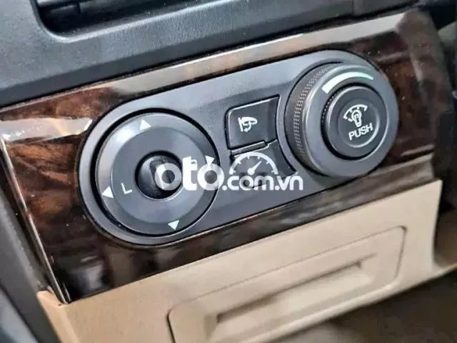 CHEVROLET CAPTIVA LT 2.4, MÁY SỐ NGON, THẮNG ĐĨA.