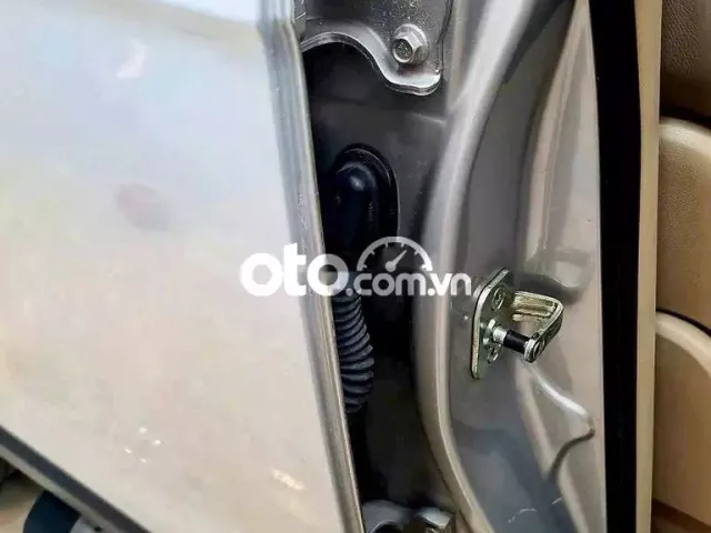 CHEVROLET CAPTIVA LT 2.4, MÁY SỐ NGON, THẮNG ĐĨA.