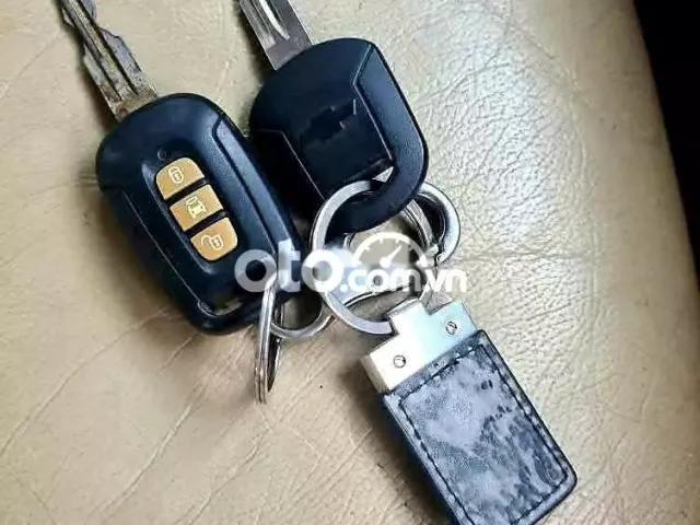 CHEVROLET CAPTIVA LT 2.4, MÁY SỐ NGON, THẮNG ĐĨA.