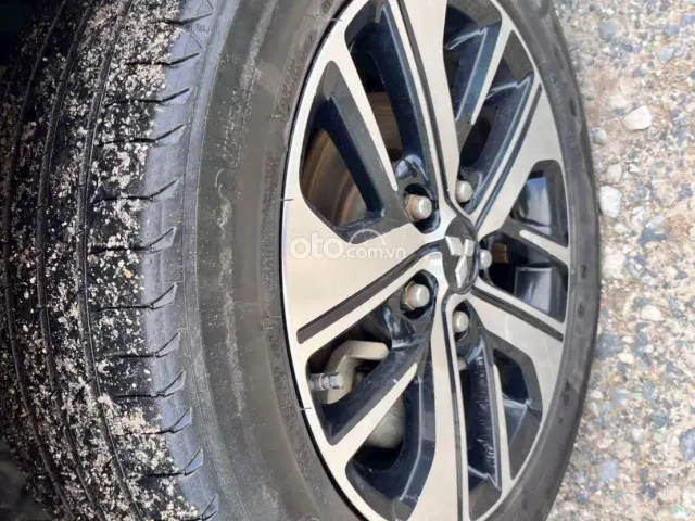 Xe nhà giữ kỉ không đâm đụng, k lỗi, nguyên zin giá thương lượng