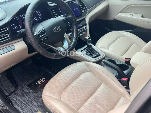 Xe đẹp trang bị đủ option