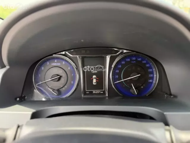 BÁN CAMRY 2.5Q 2016 SUÊU LƯỚT 36.000km BAO CHECK HÃNG
