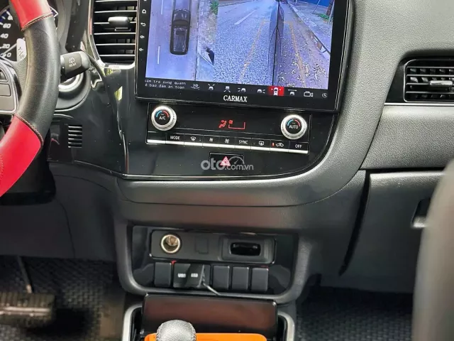 Xe đẹp chạy ít km zin 100% siêu mới