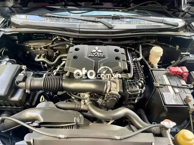 1070 2015 G 4x4 AT - 90000 km