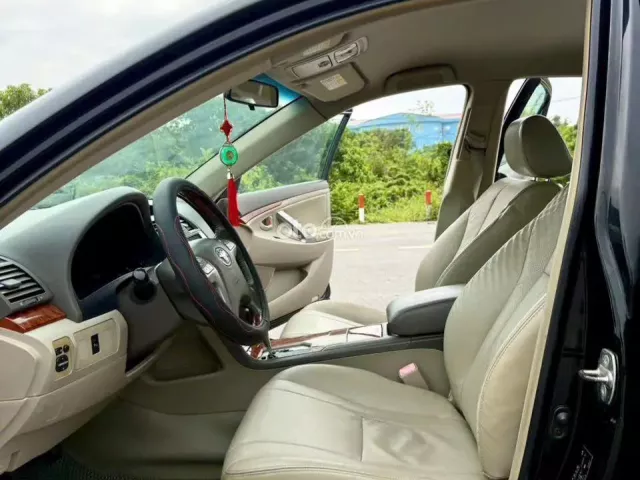 Bán Camry 2.0E đời 2010, số tự động, nhập khẩu