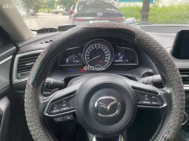 Cần bán xe ô tô Mazda 3, 1.5AT sản xuất năm 2019, chính chủ sử dụng từ đầu
